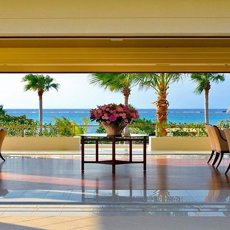 The Uza Terrace Beach Club Villas Йомітан Екстер'єр фото