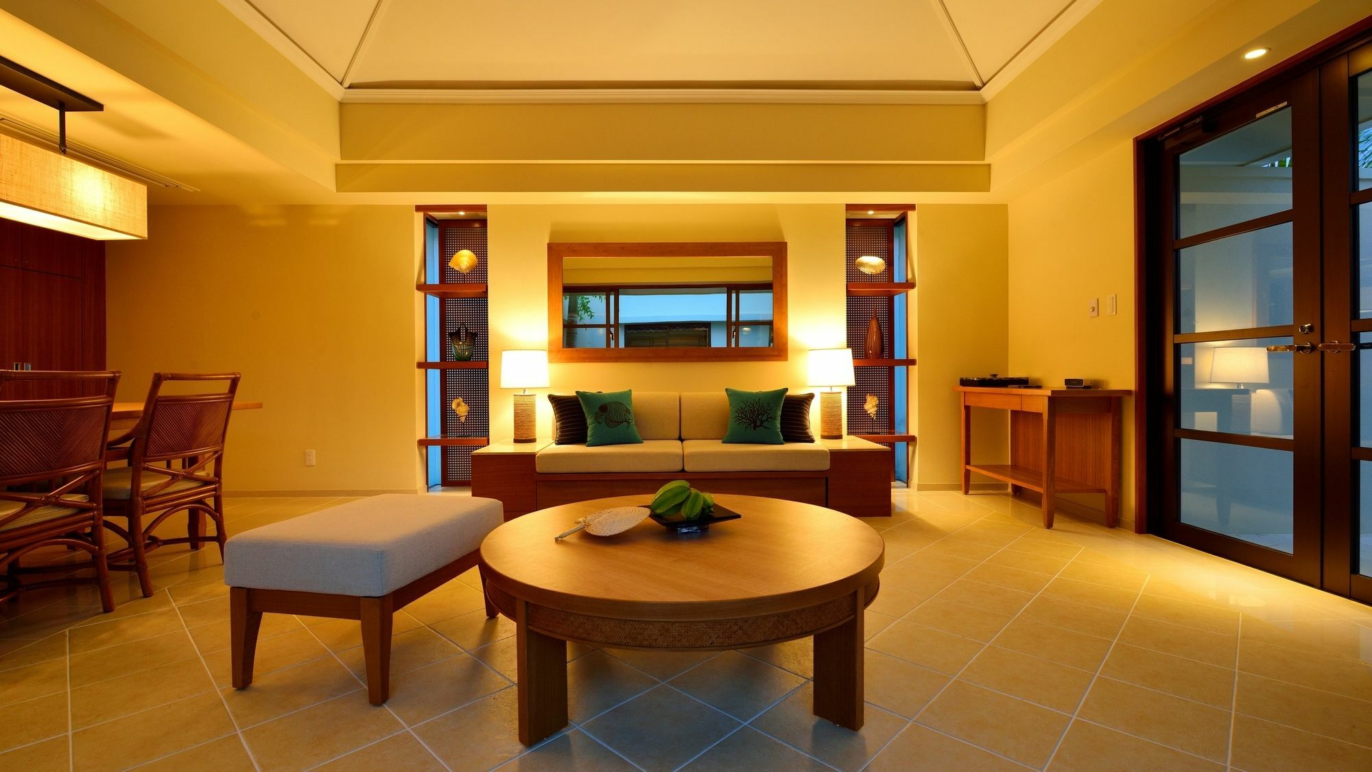 The Uza Terrace Beach Club Villas Йомітан Екстер'єр фото